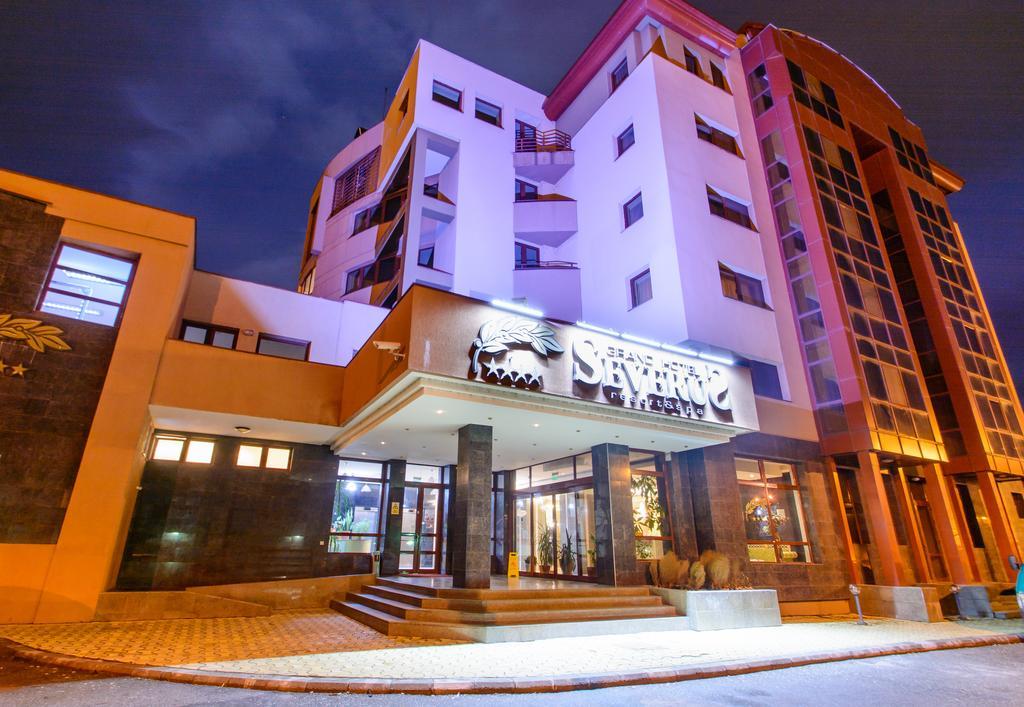 Hotel Severus Zilah Kültér fotó