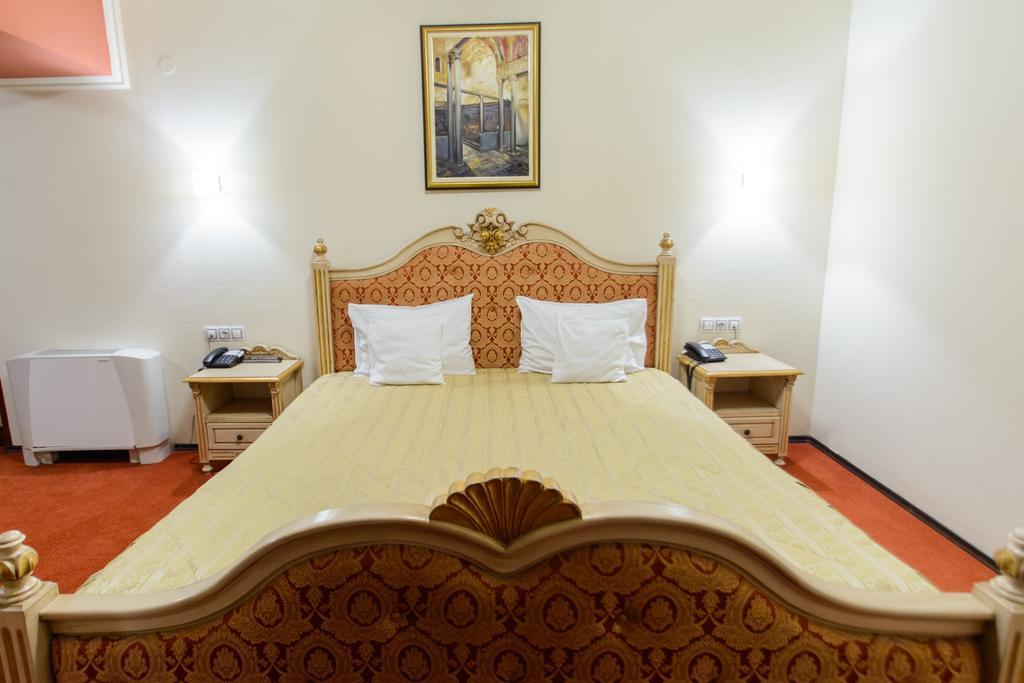 Hotel Severus Zilah Kültér fotó